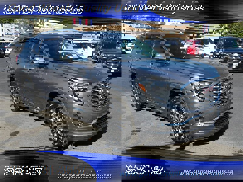 Used 2019 GMC Terrain Denali w/ Advanced Safety Package image 3