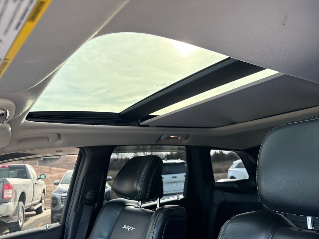 Used 2012 Jeep Grand Cherokee SRT8 w/ Luxury Group II image 37