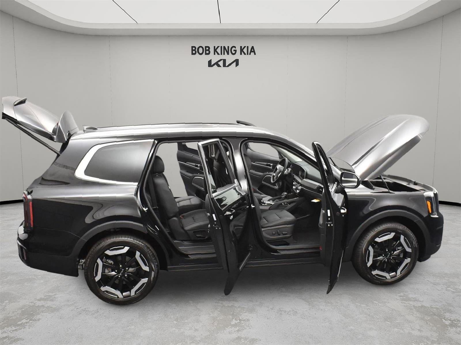 Used 2025 Kia Telluride EX w/ EX Captain's Chair Package FWD image 12