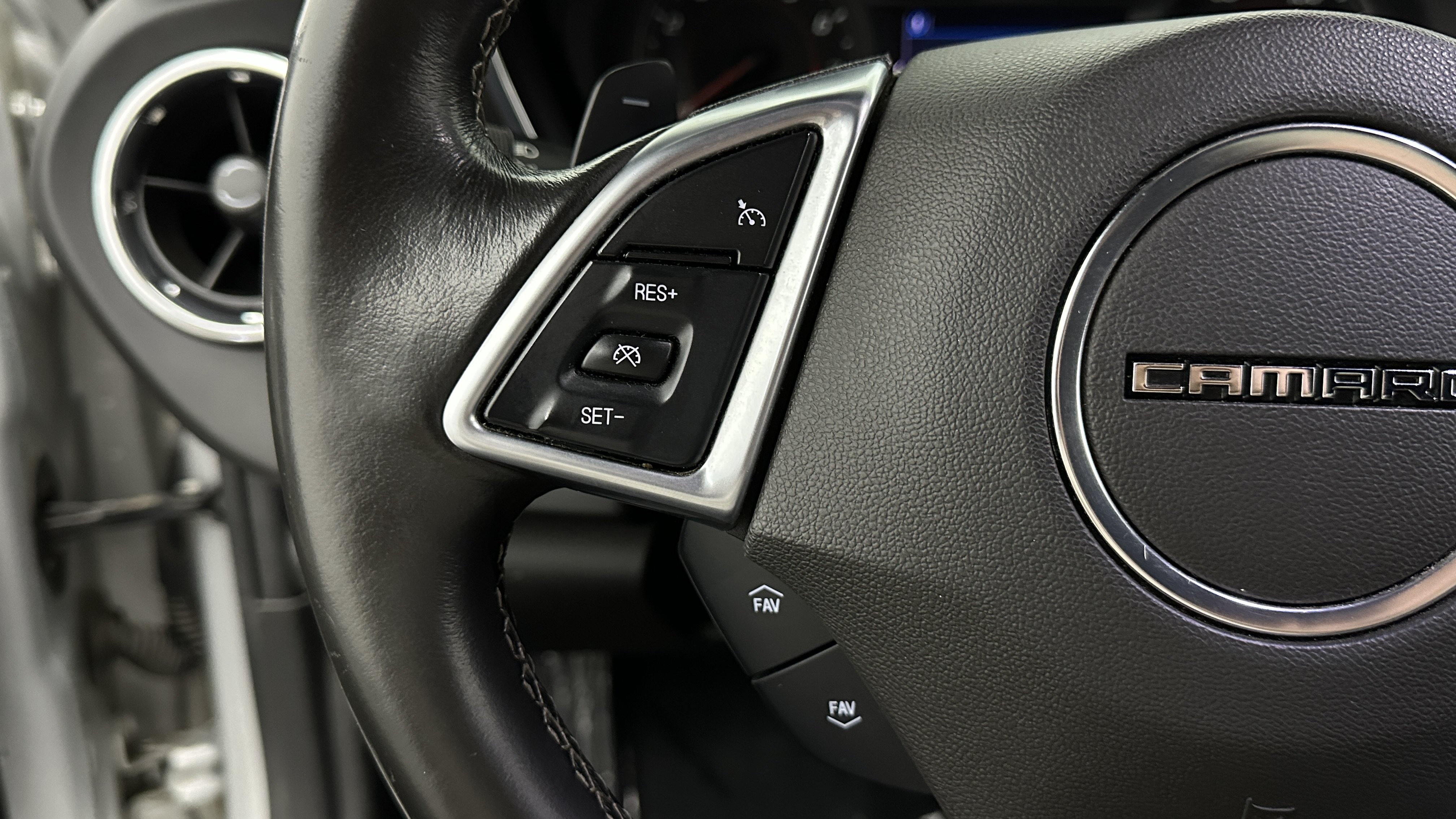 Used 2019 Chevrolet Camaro LS RWD image 25