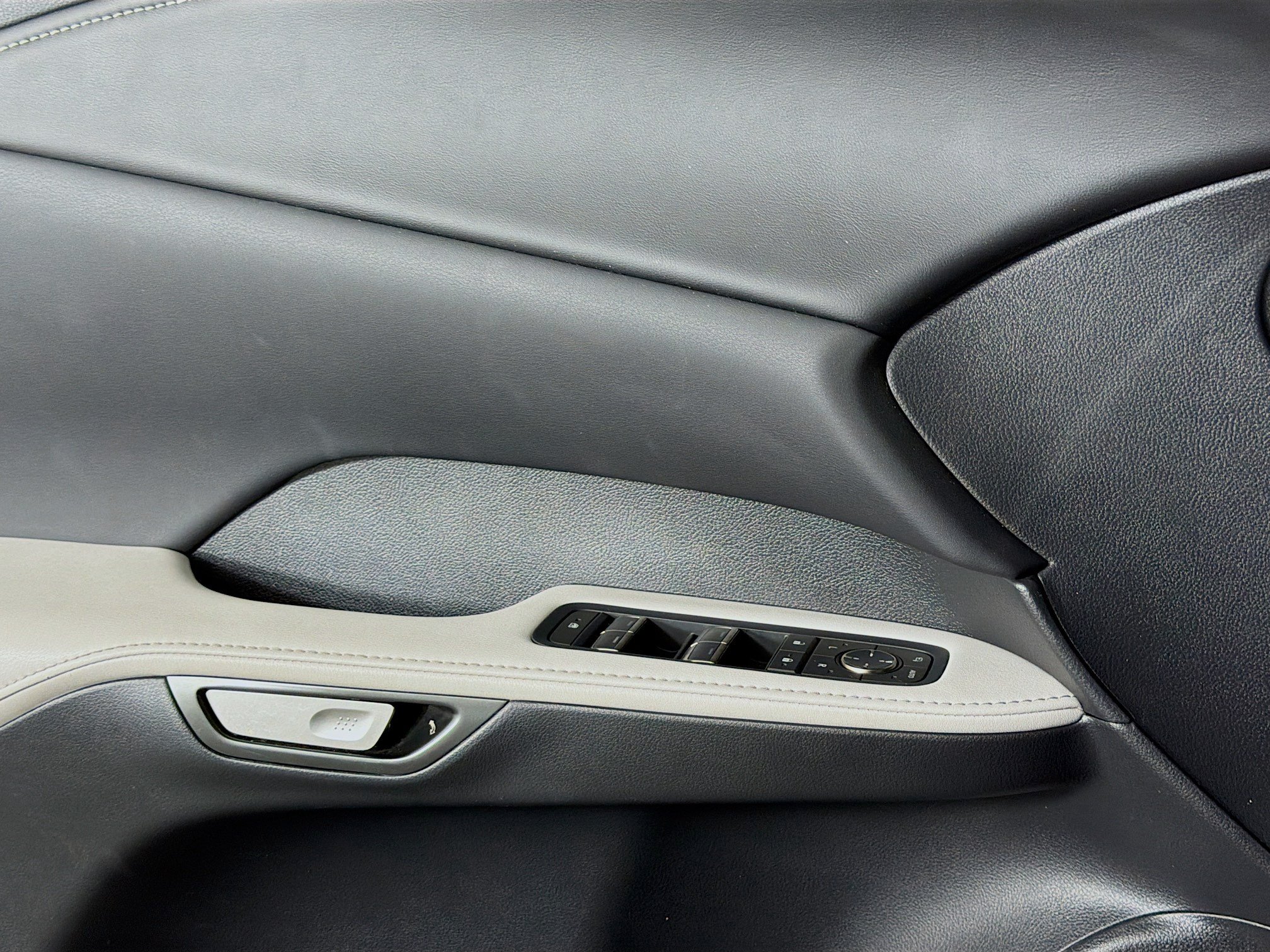 Used 2023 Lexus RX 350 Premium w/ Accessory Package FWD image 15