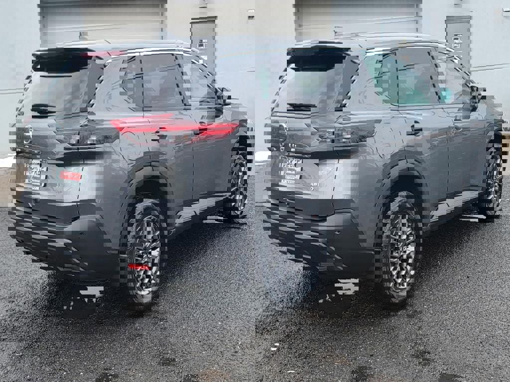 Certified 2021 Nissan Rogue S image 8