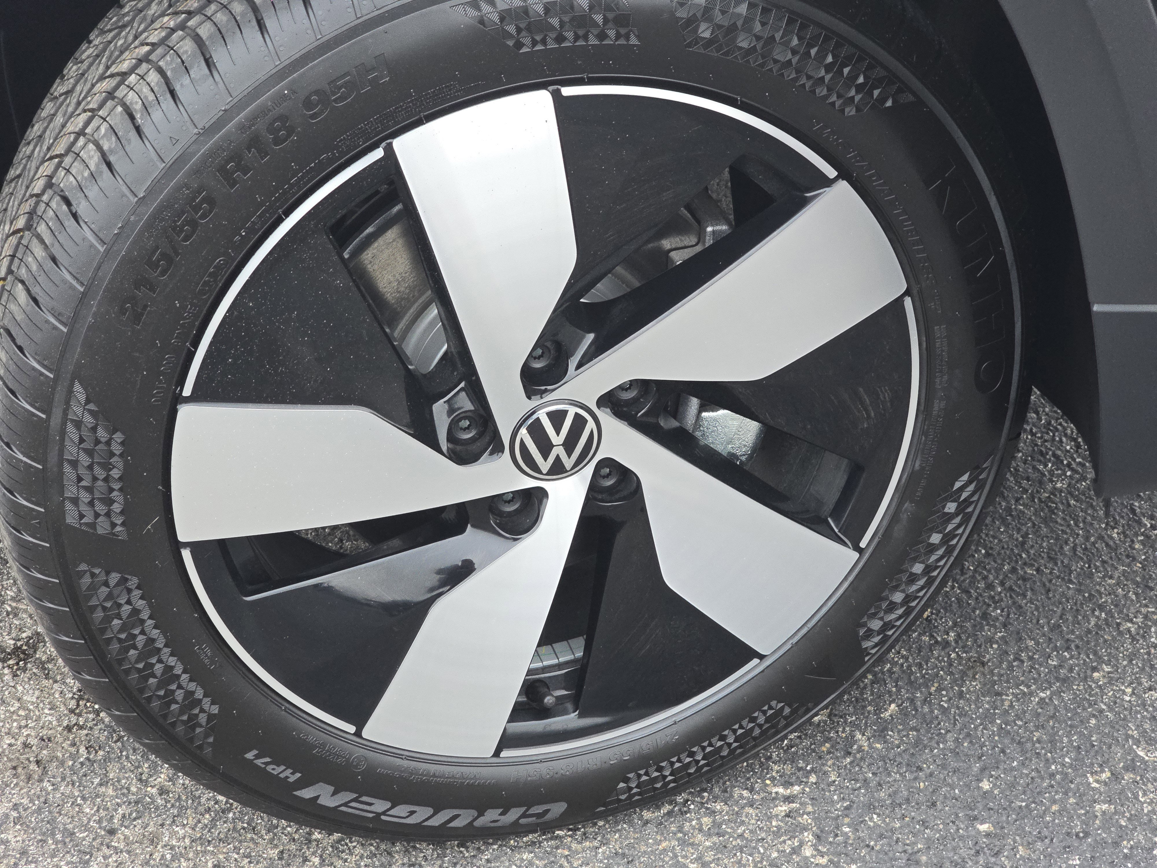 New 2026 Volkswagen Taos S AWD/4WD image 12
