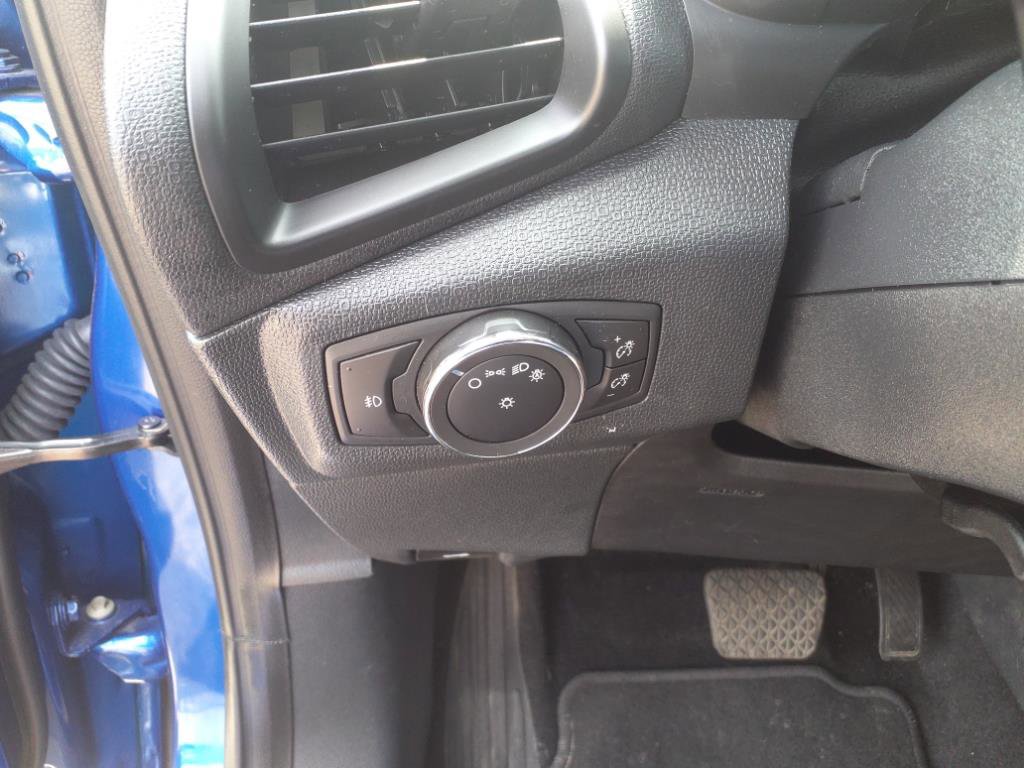 Used 2020 Ford EcoSport SE image 14