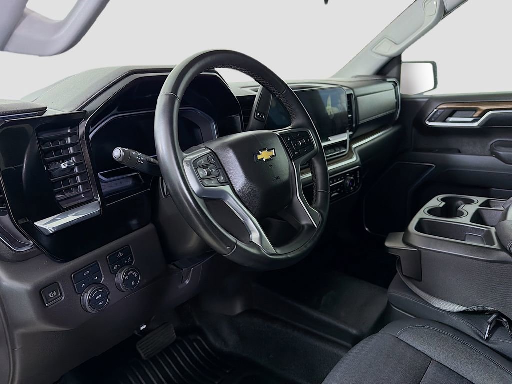 Used 2023 Chevrolet Silverado 1500 LT w/ Work Truck Package AWD/4WD image 10