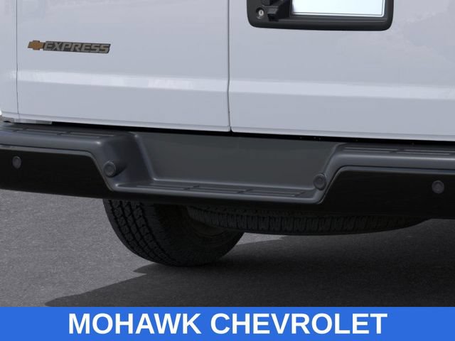 New 2024 Chevrolet Express 3500 Extended RWD image 14