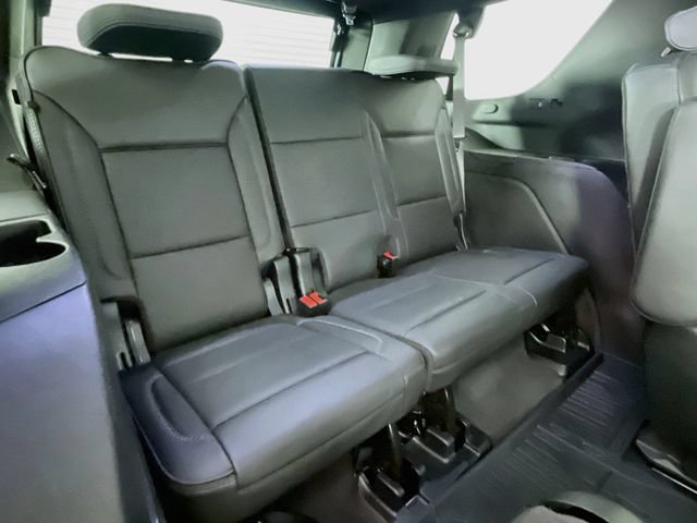 Used 2025 GMC Yukon Denali AWD/4WD image 29