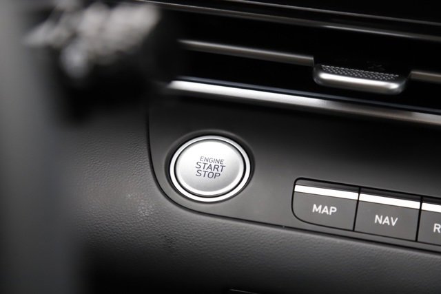 Certified 2024 Hyundai Elantra SEL w/ Convenience Package image 21