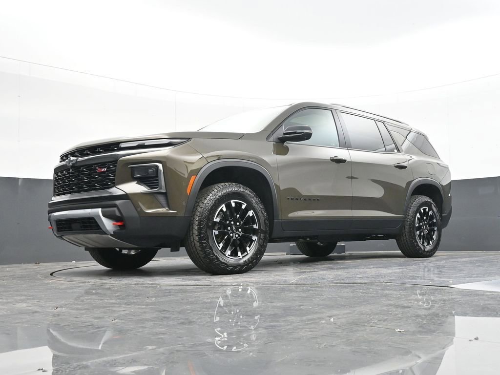 Used 2024 Chevrolet Traverse Z71 w/ Enhanced Driving Package image 52