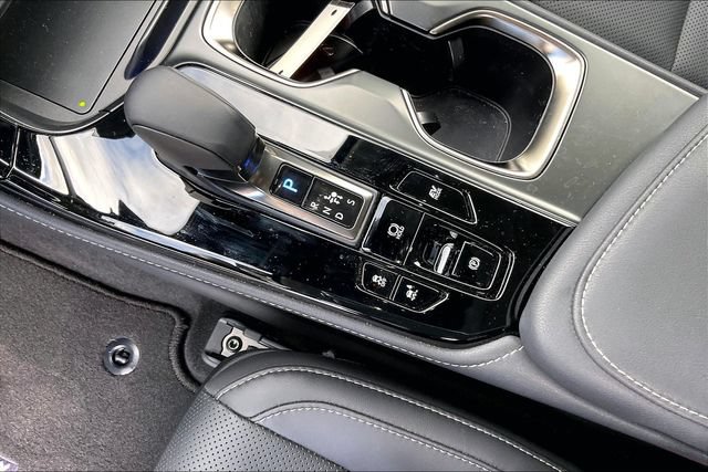 Used 2025 Lexus NX 350h AWD w/ Premium Package image 16