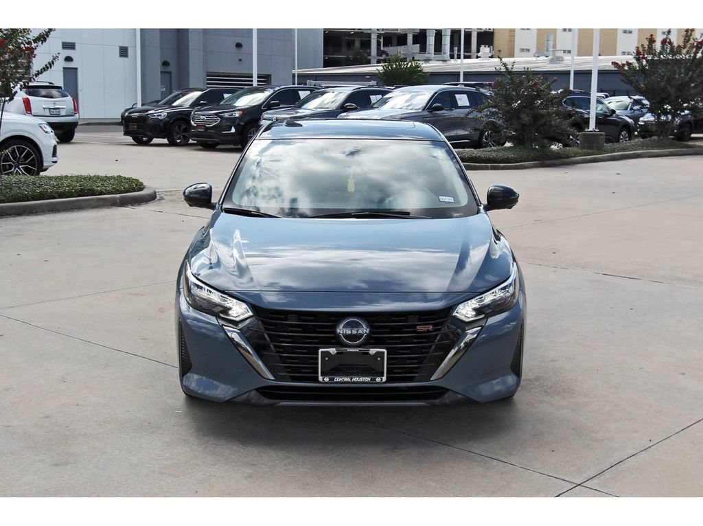 Used 2024 Nissan Sentra SR w/ SR Premium Package FWD image 2
