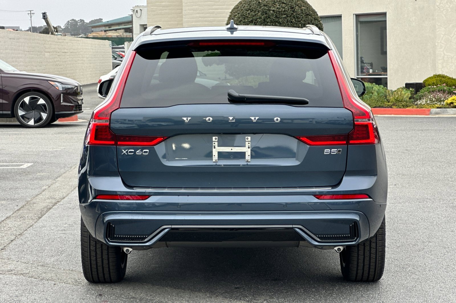 New 2026 Volvo XC60 B5 Plus w/ Protection Package Premier image 4