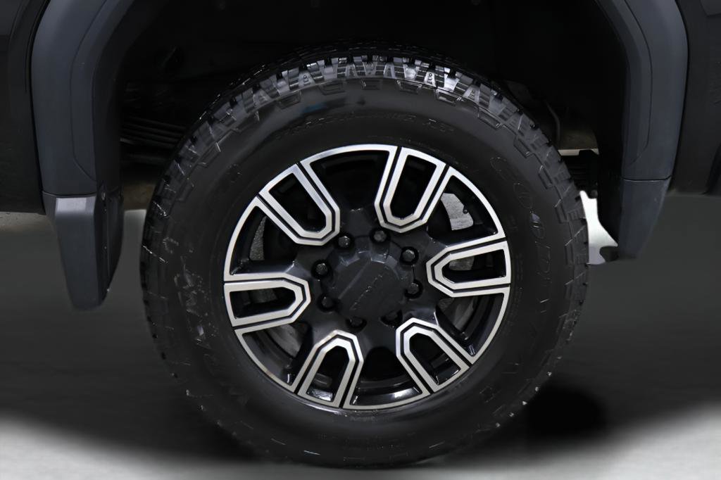 Used 2025 GMC Sierra 2500 Denali Ultimate w/ LPO, GMC Protection Package image 36