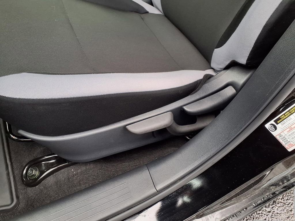 Used 2025 Nissan Versa S w/ Trunk Package image 23