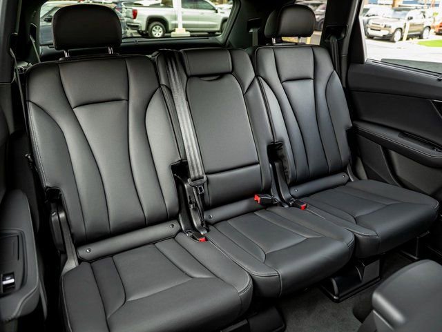 New 2026 Audi Q7 3.0T Premium Plus image 23