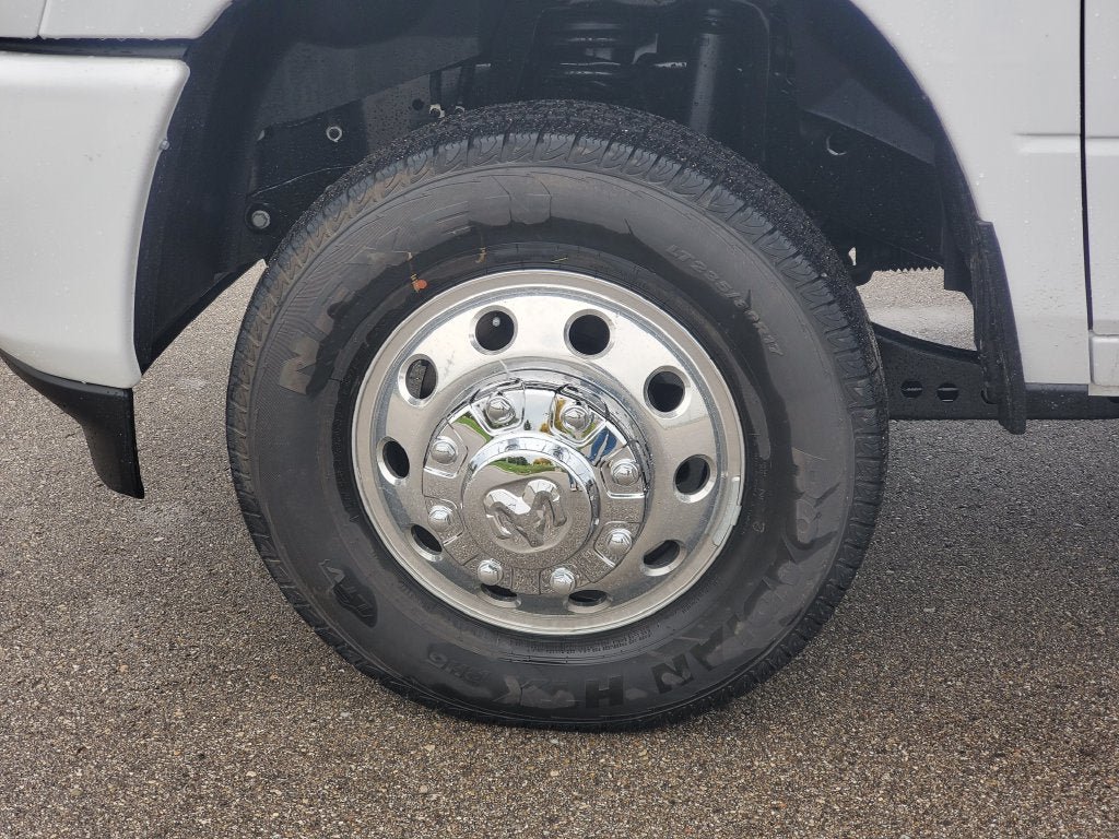 New 2027 RAM 3500 Big Horn AWD/4WD image 33