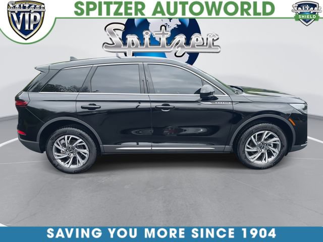 Used 2025 Lincoln Corsair AWD image 10