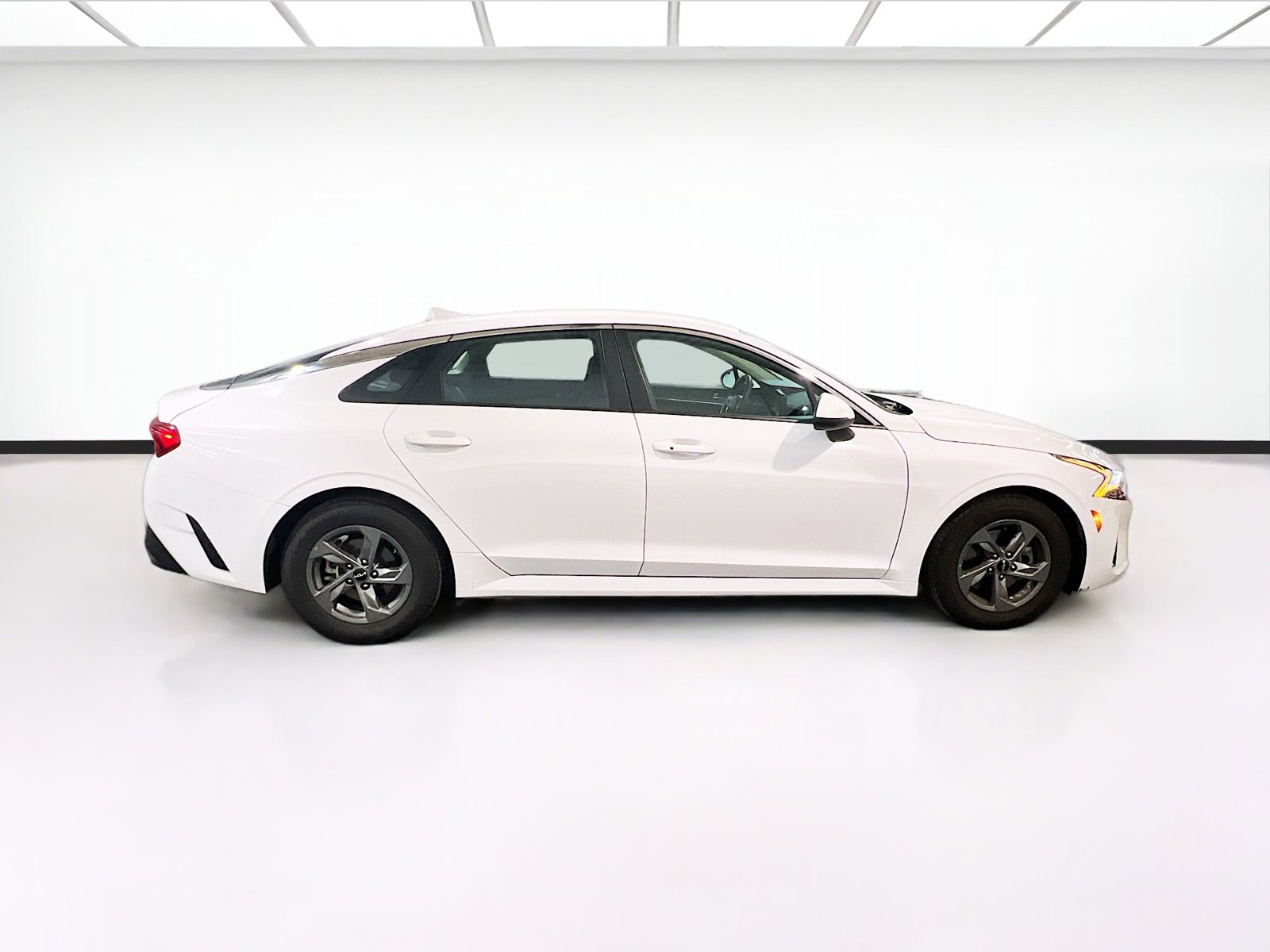 Used 2023 Kia K5 LXS FWD image 22