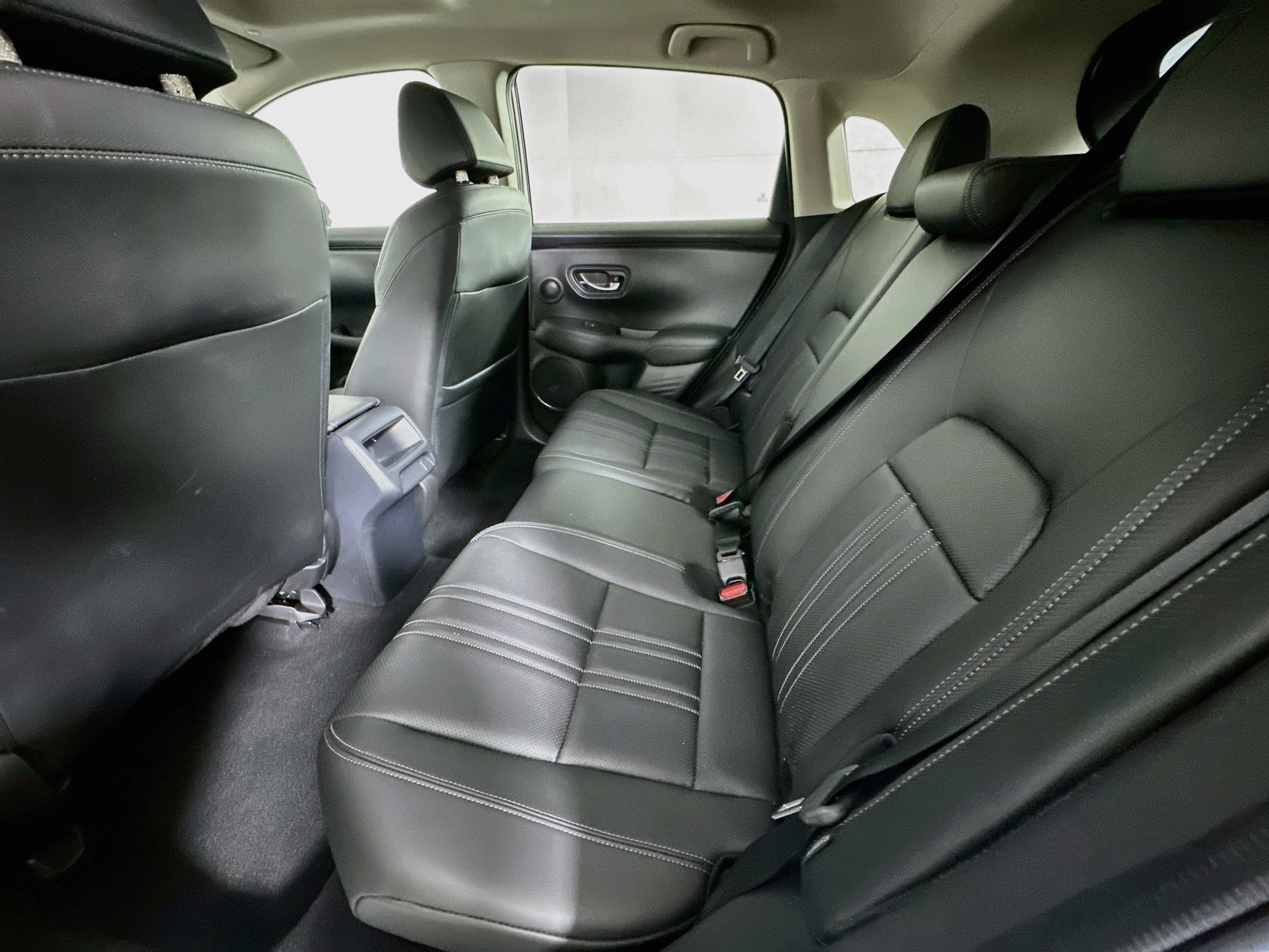 Used 2024 Honda HR-V EX-L image 27