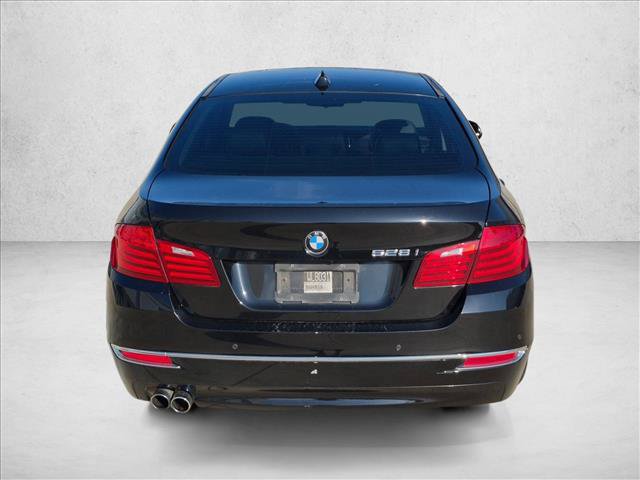 Used 2016 BMW 528i Sedan RWD image 6