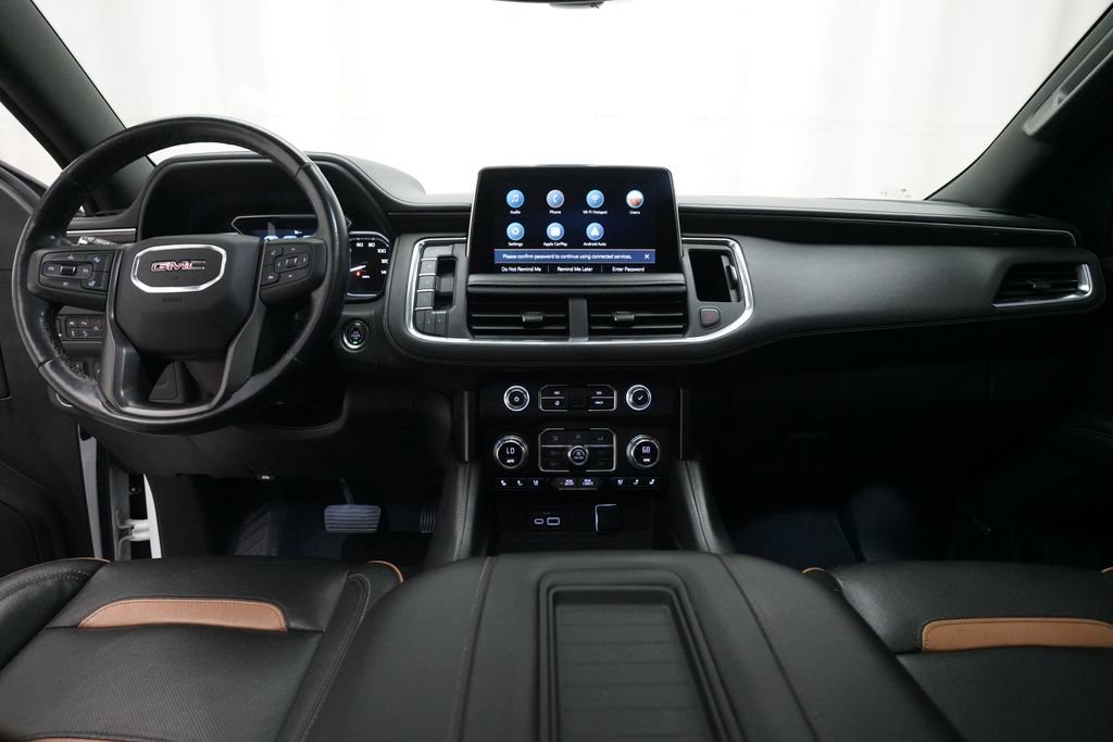 Used 2021 GMC Yukon XL AT4 w/ Technology Package AWD/4WD image 5