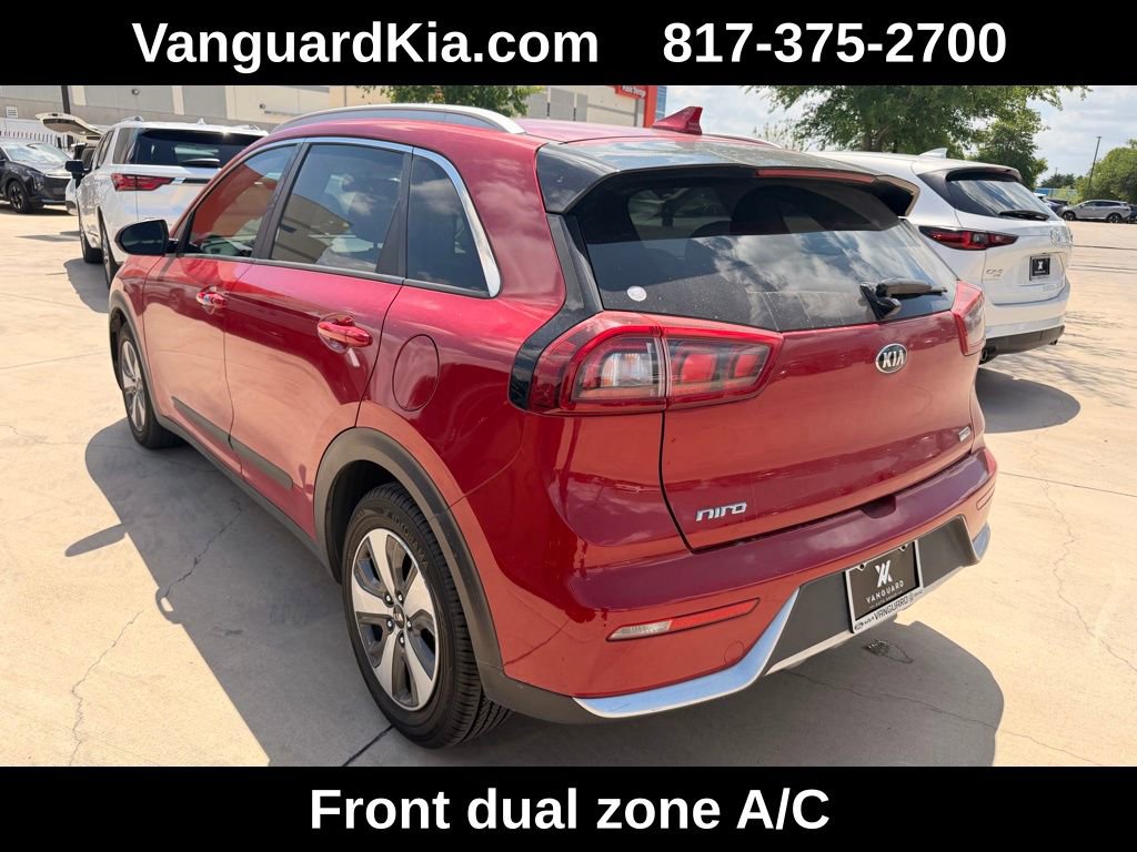 Used 2018 Kia Niro LX image 2