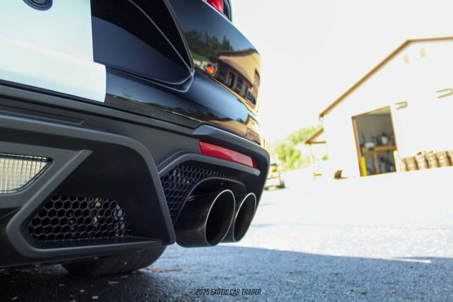 Used 2022 Ford Mustang Shelby GT500 w/ Carbon Fiber Track Pack image 81