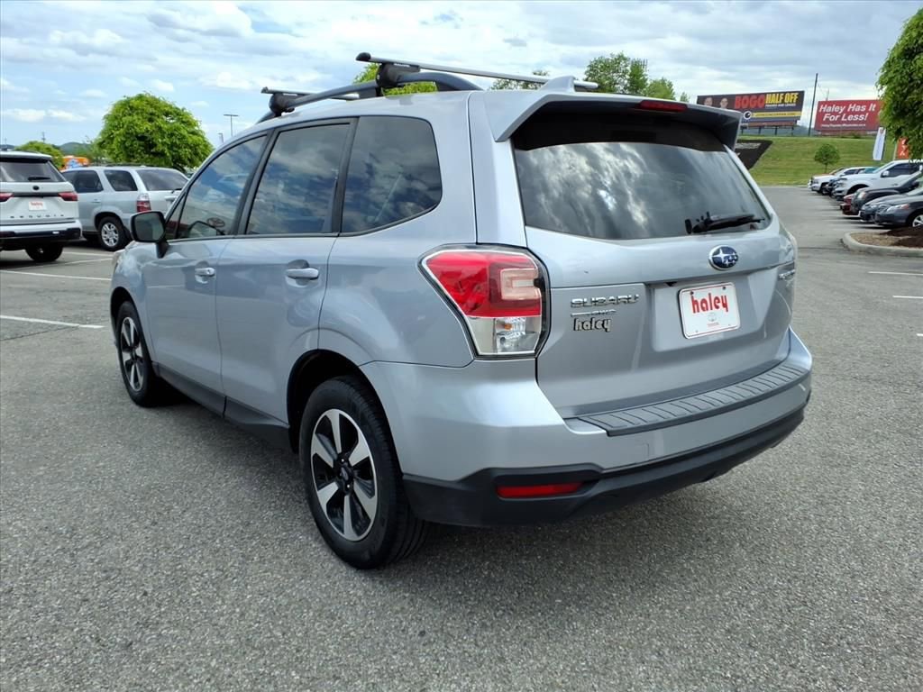 Used 2017 Subaru Forester 2.5i Premium image 7