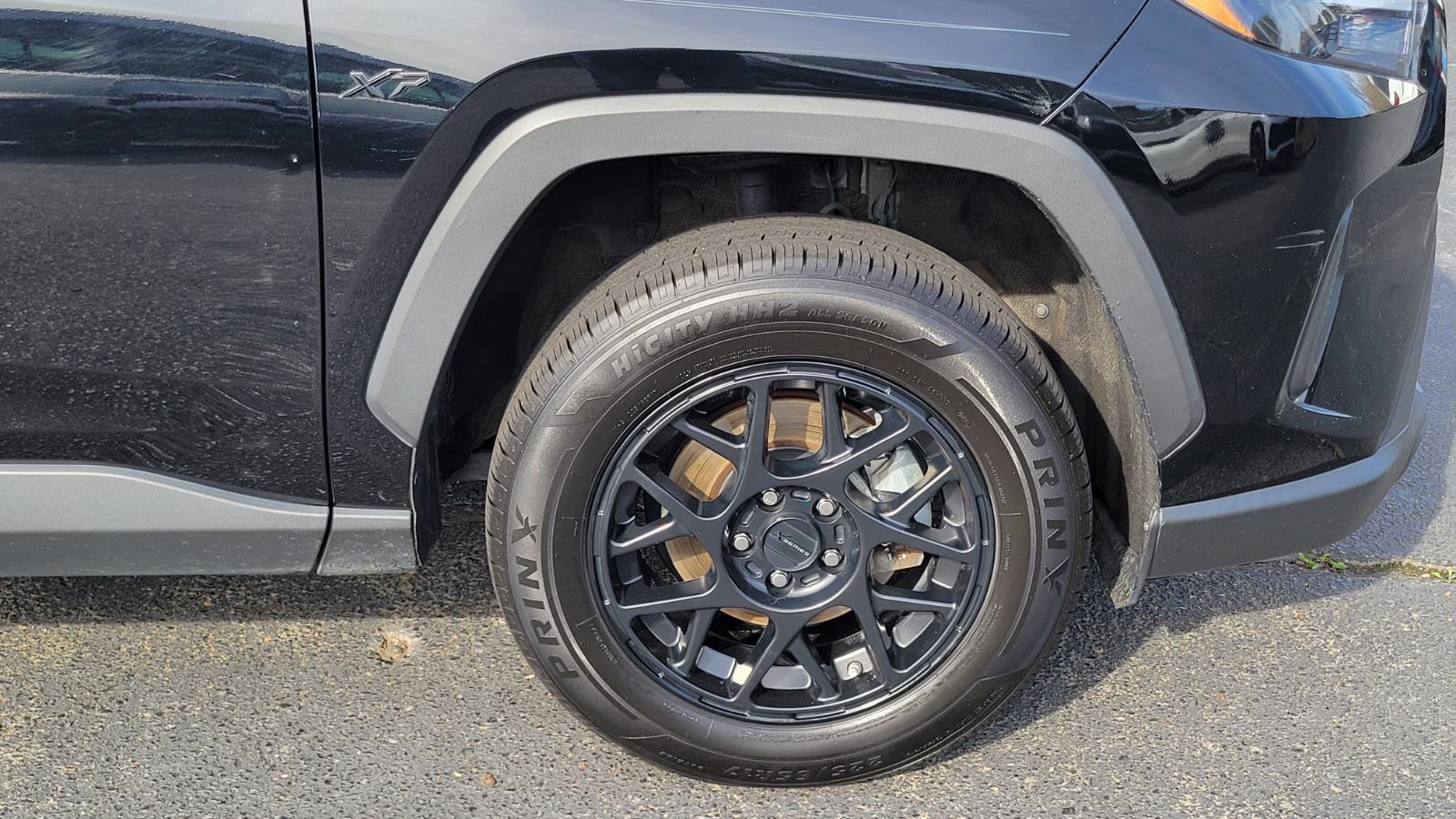 Used 2023 Toyota RAV4 XLE w/ Convenience Package image 15