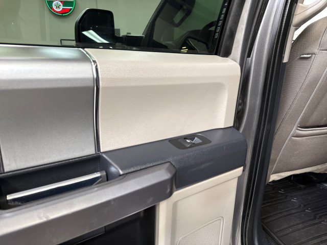 Used 2022 Ford F350 XLT w/ XLT Premium Package image 40