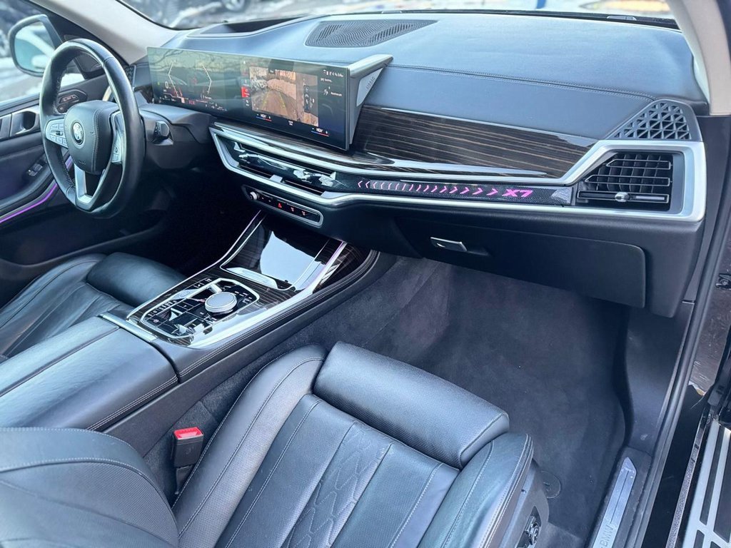 Used 2023 BMW X7 xDrive40i w/ Premium Package image 23
