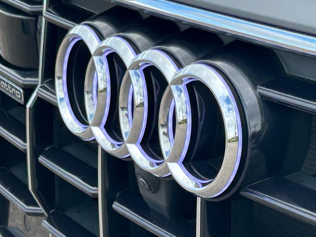 Used 2023 Audi Q8 Premium Plus w/ Premium Plus Package image 39