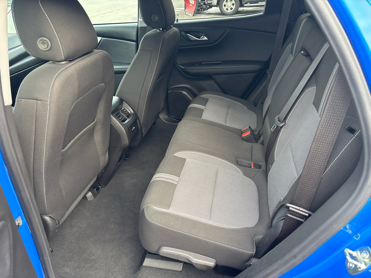 Used 2025 Chevrolet Blazer LT image 34