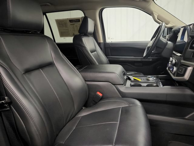 Used 2024 Ford Expedition XLT RWD image 25