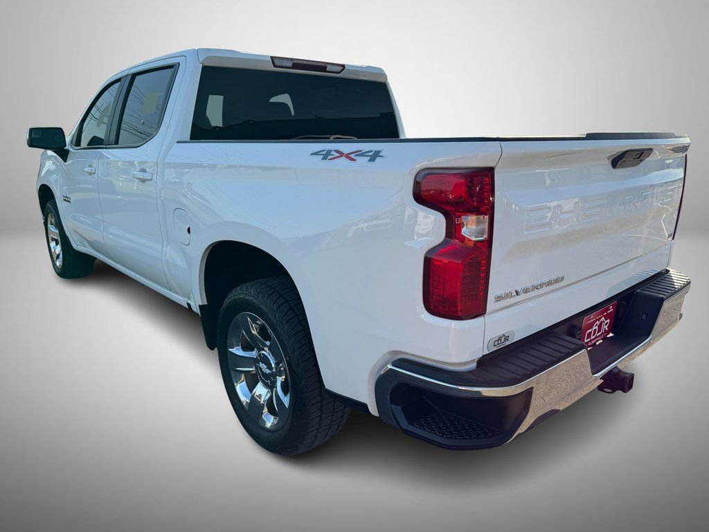 Used 2022 Chevrolet Silverado 1500 LT image 4