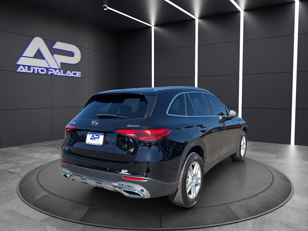 Used 2023 Mercedes-Benz GLC 300 4MATIC image 6