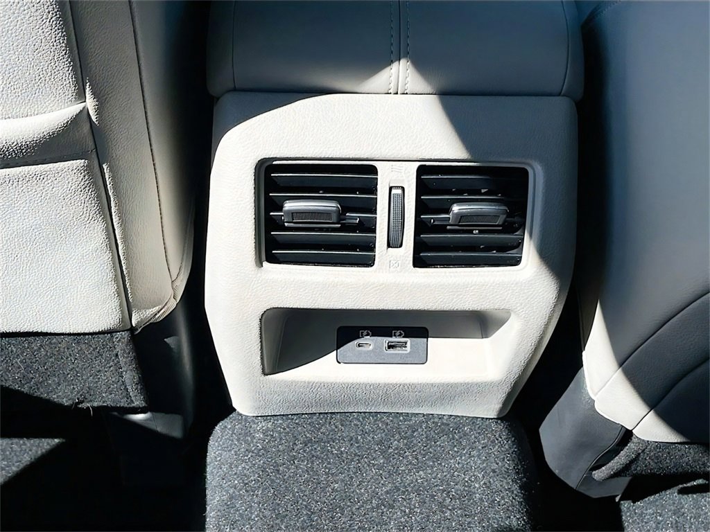 Used 2019 Nissan Altima 2.5 Platinum image 34