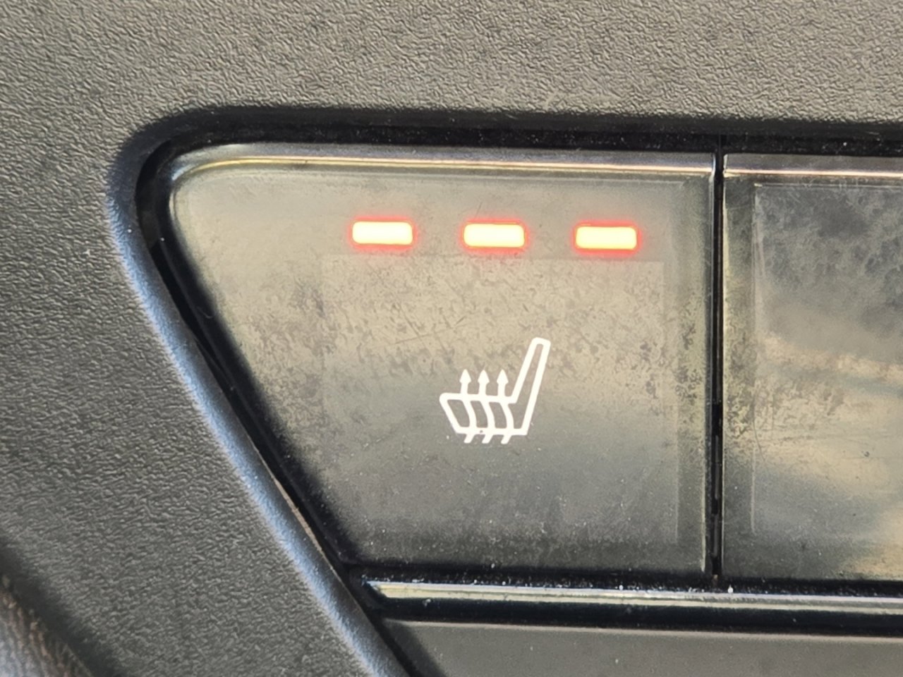 Certified 2023 Honda Accord EX image 8