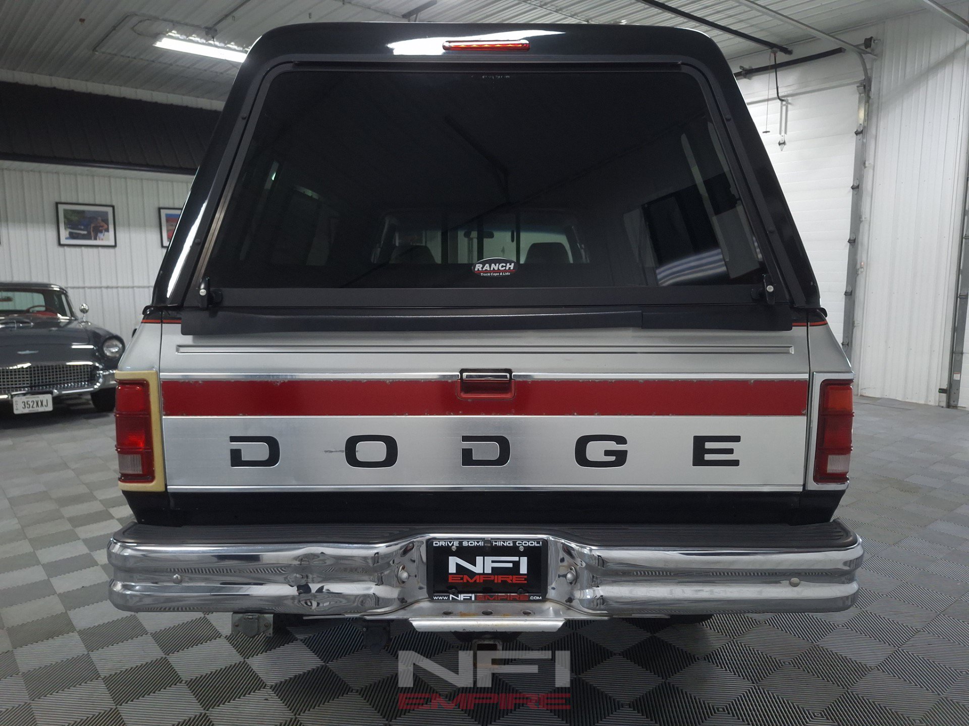 Used 1993 Dodge D/W Truck 250 AWD/4WD image 9
