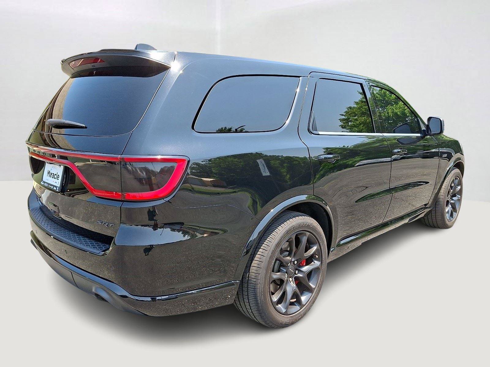 Certified 2022 Dodge Durango SRT w/ Black Package AWD/4WD image 6