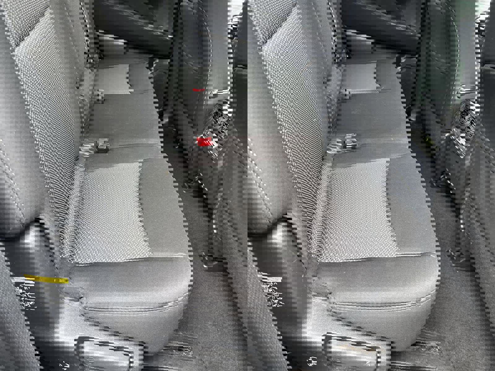 Used 2017 Nissan Pathfinder SV image 17