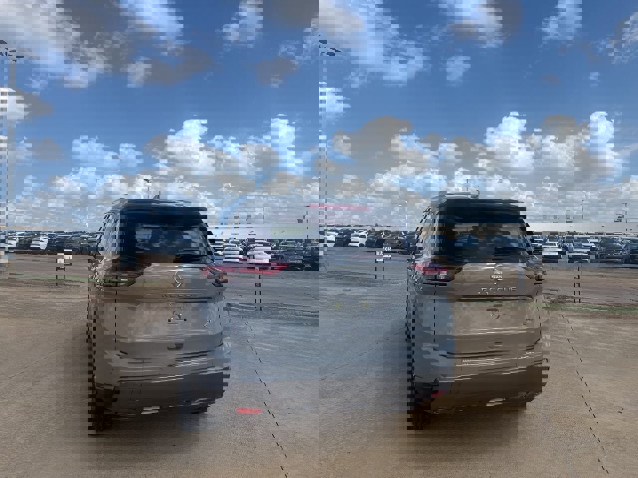 Certified 2025 Nissan Rogue SL w/ SL Premium Package image 17