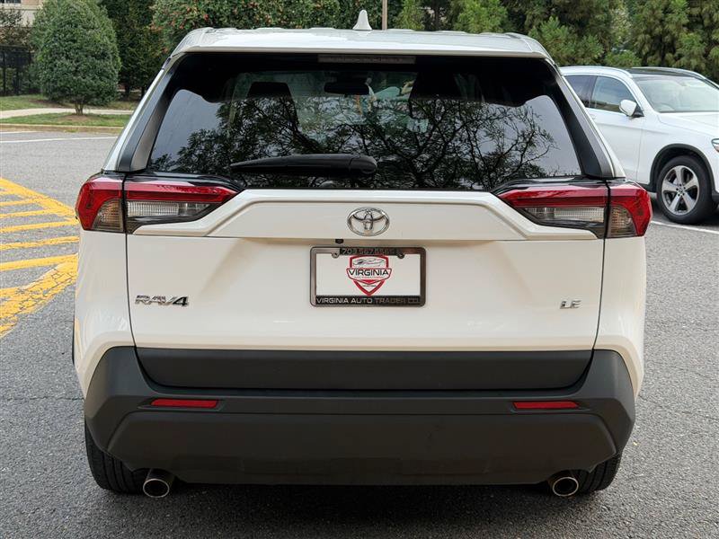 Used 2025 Toyota RAV4 LE FWD image 7