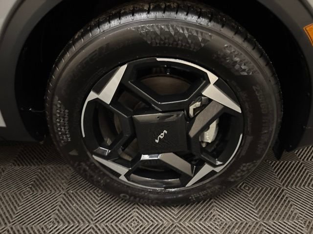 Certified 2026 Kia Sportage EX FWD image 24