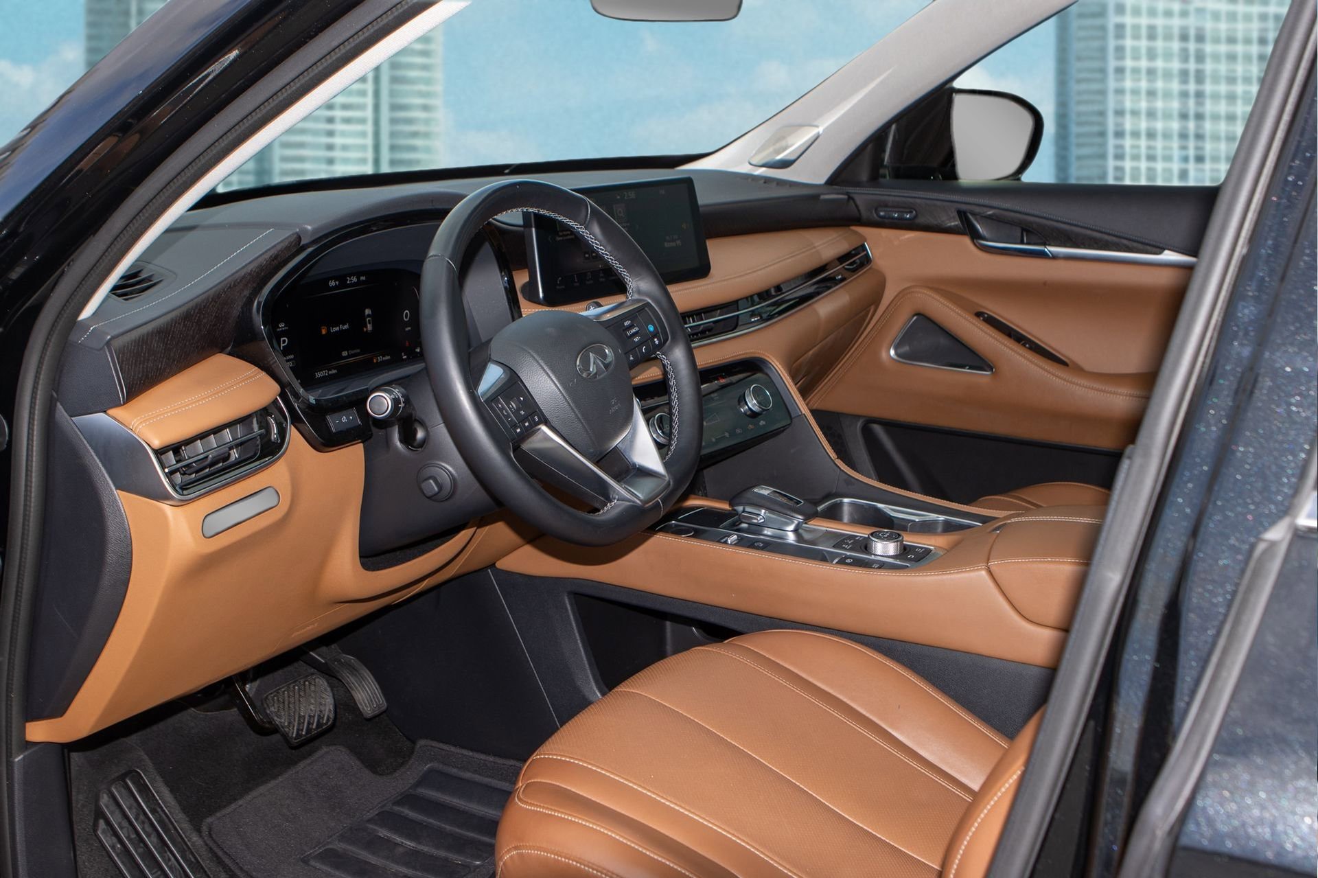 Used 2023 INFINITI QX60 Sensory w/ Cargo Package image 9