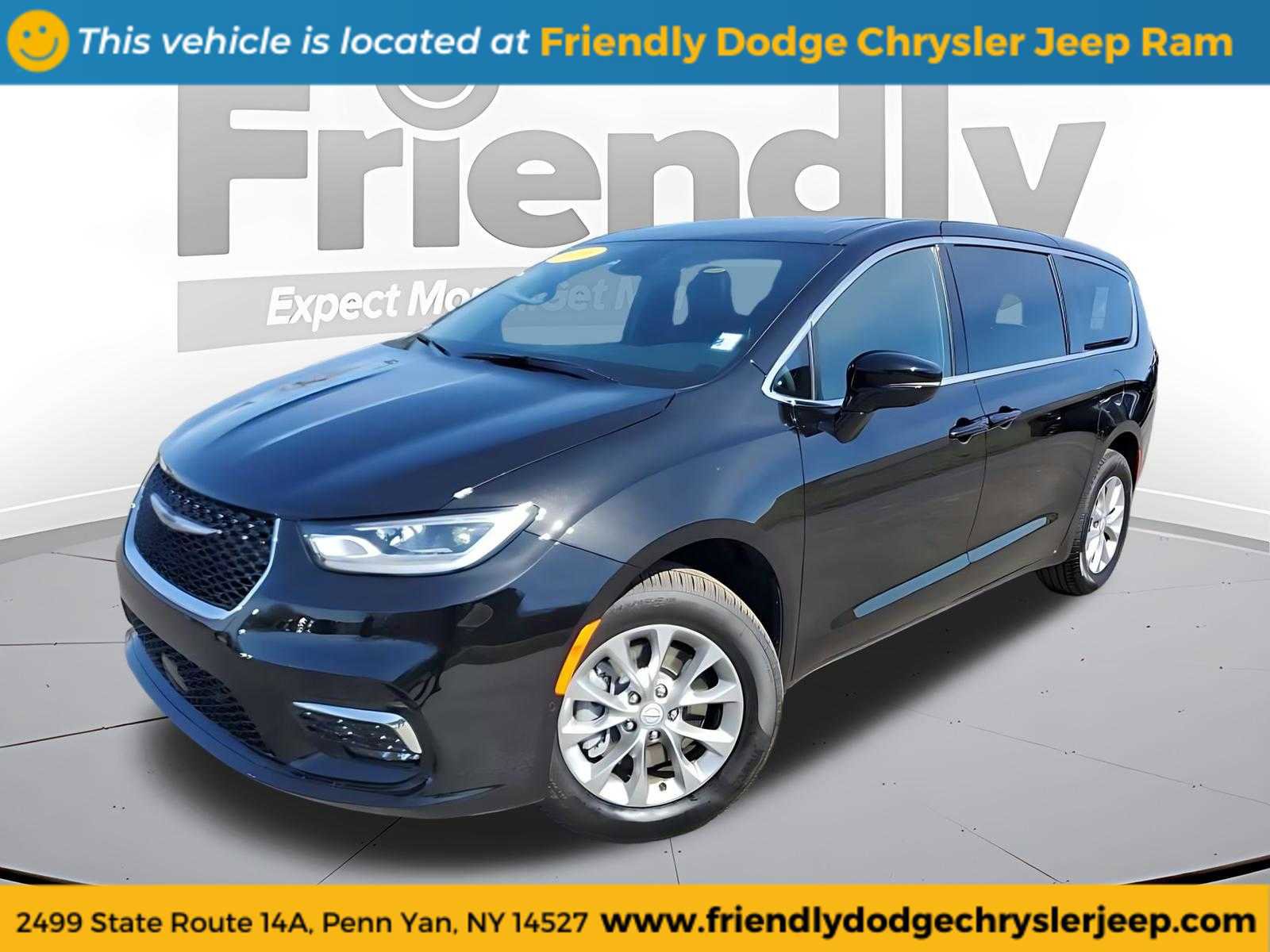 Used 2026 Chrysler Pacifica Limited image 1