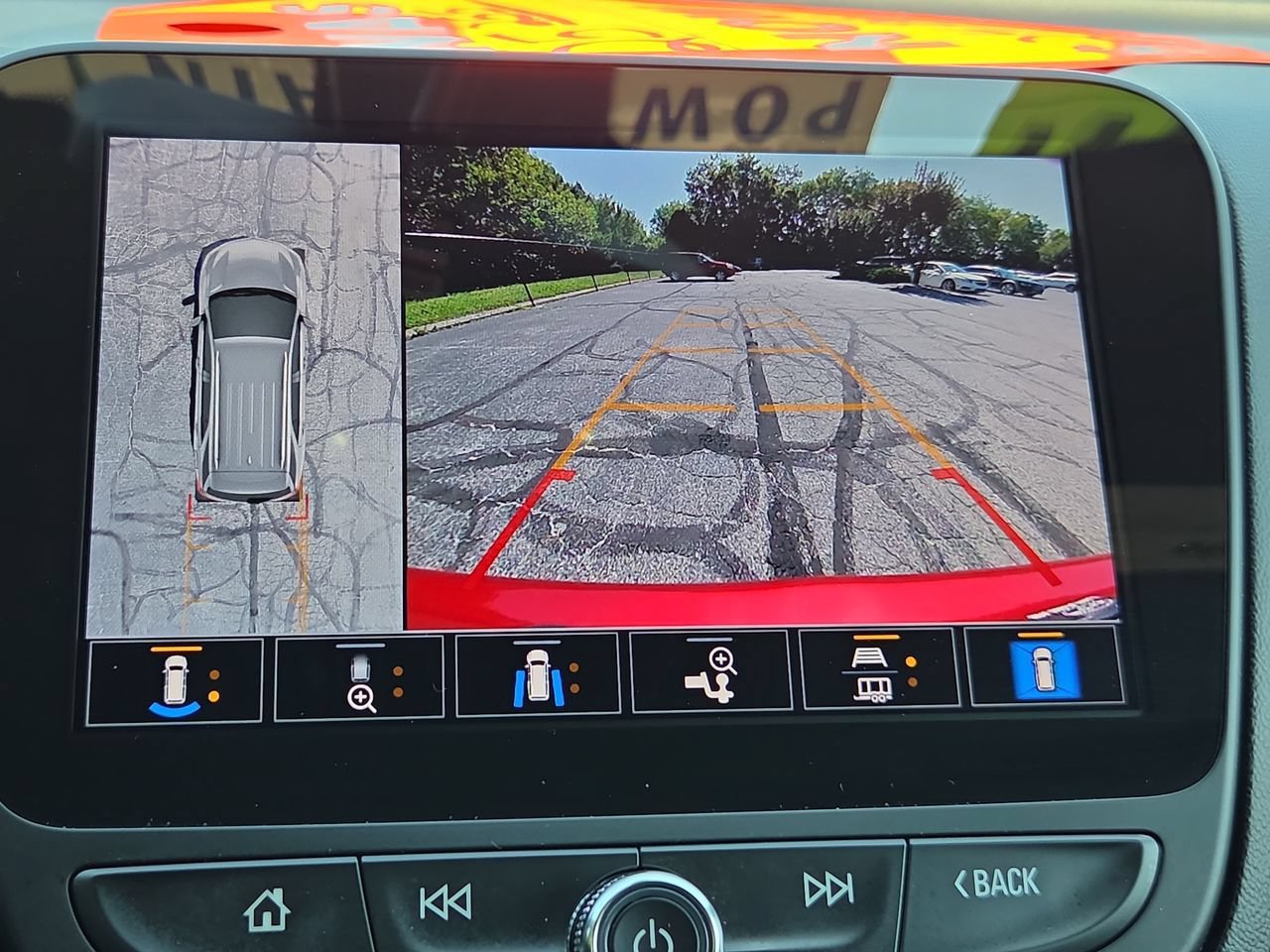 Used 2022 Chevrolet Equinox RS w/ Infotainment Package FWD image 37