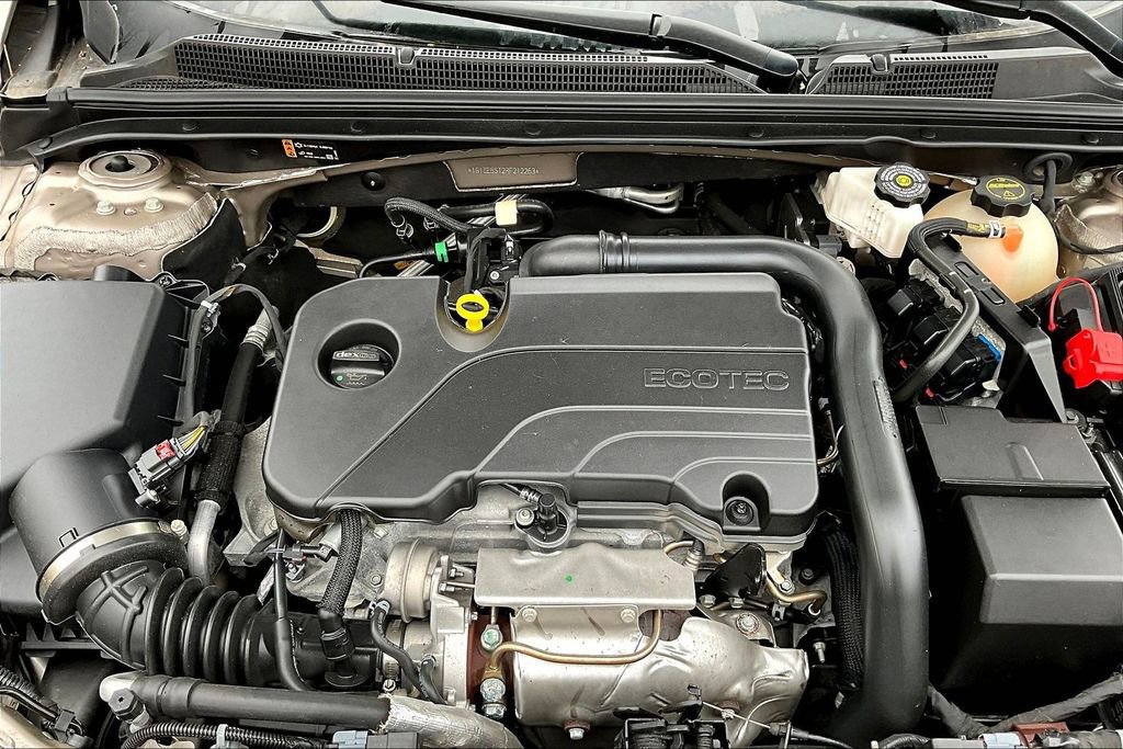 Used 2024 Chevrolet Malibu LT image 29