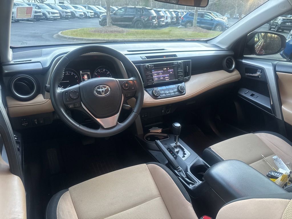 Used 2017 Toyota RAV4 XLE image 2