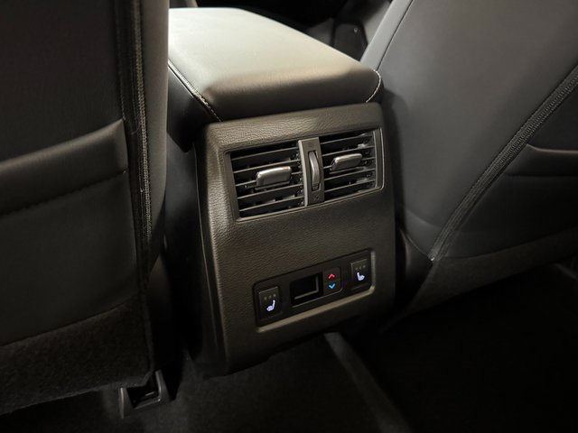New 2025 Mitsubishi Outlander SEL image 24
